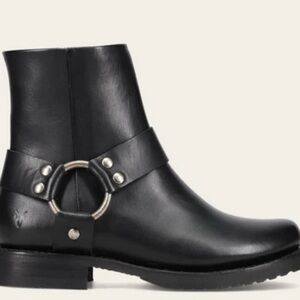 Frye Veronica Flex Harness Black Leather Biker Boot Women’s Size 7.5 NEW